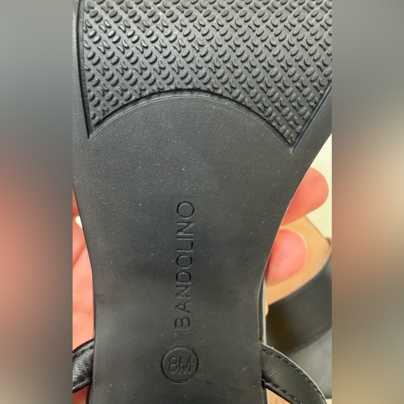 NWOT Bandolino Black Leather Block Heel Sandals - Minimalist & Versatile Size 8 - Picture 11 of 11